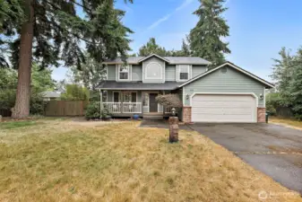 Honey of a home, here! Come check it out!