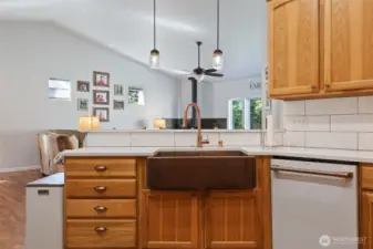 hammered copper sink