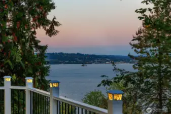 Take in stunning Lake Washington views from the massive deck