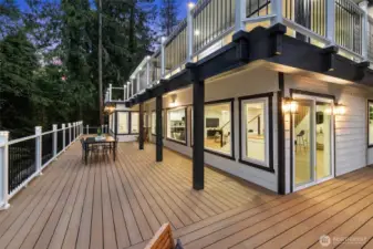 Take in stunning Lake Washington views from the massive deck