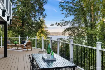 Take in stunning Lake Washington views from the massive deck