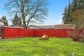 The back yard is large enough to house a DADU or duplex DADU.