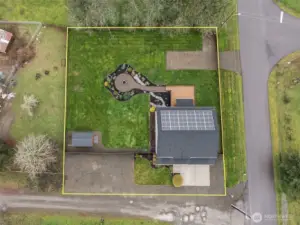 Beautifully landscaped yard