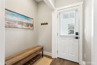 Side door entry with bench