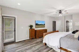 There's access from the primary suite to the back patio
