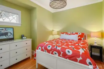 Main floor unit