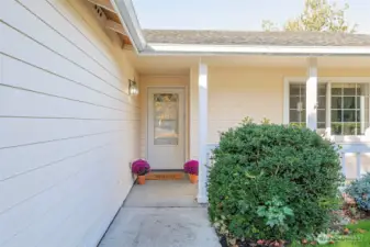 Sweet entry to home