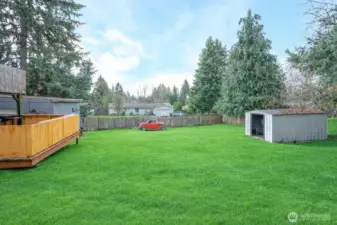 Nice backyard for all your activities!