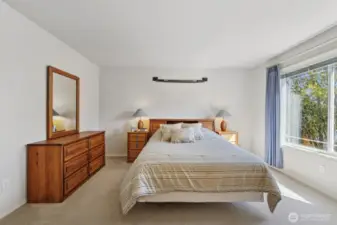 Primary suite