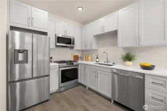 Photos are of a similar model home and are for illustrative purposes.