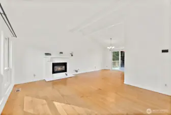 Vaulted ceilings & Gas FP