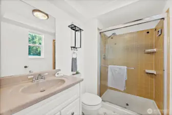 Primary bath
