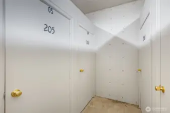 Large private storage unit