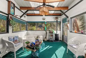 Sun Room (Main)