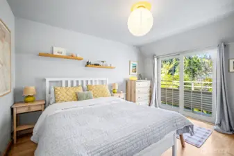 Primary suite with balcony