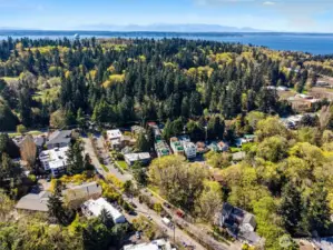 One block from Discovery Park