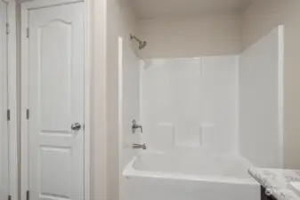 Primary bathroom shower/tub