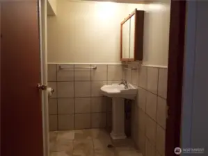 Bathroom lower level