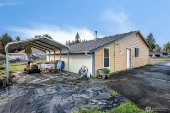 Detached garage comes with an enclosed garden craft area. Roof on the garage in only a couple of years old.