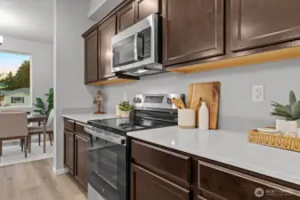 Photographs are for illustrative purposes only. Features, finishes, interior/exterior colors, landscaping and floorplan shown may vary from actual homes built.