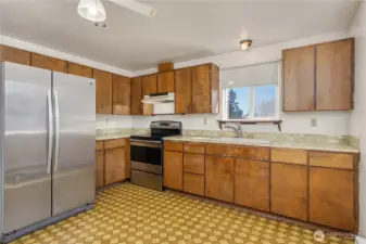 Kitchen with lots of light