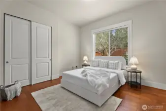 Study/Bed 5 at first floor