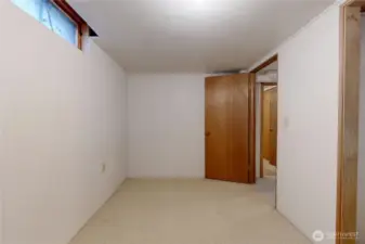 Basement Sleeping room...no egress window