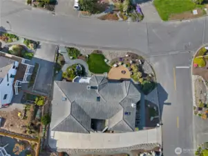 Tiled concrete roof that will last for years