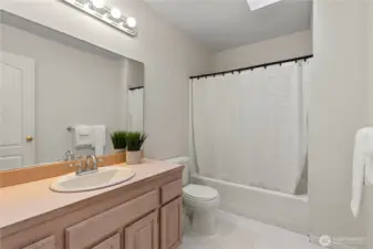 Upstairs full bath