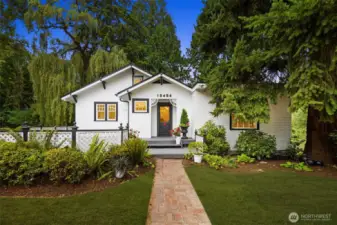 10454 Forbes Creek Dr.