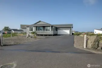 Such a tastefully done home and yard.
