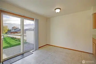 26127 - Large sliding door the leads out to the fully fenced backyard