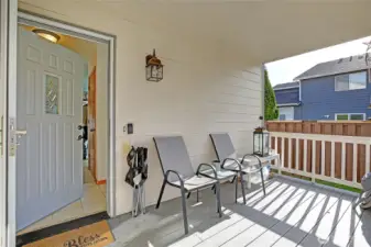 26123 - Front porch facing west