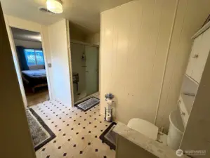 Primary 3/4 bathroom