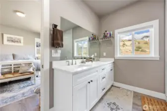 Primary bedroom ensuite