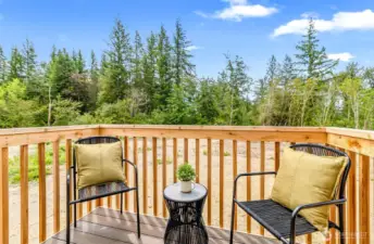 Photographs are for illustrative purposes only. Features, finishes, interior/exterior colors, landscaping and floorplan shown may vary from actual homes built.