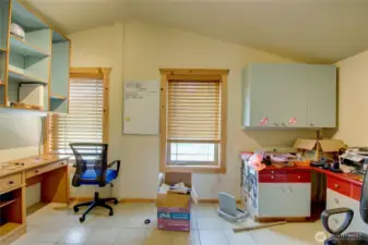 Office above garage/shop