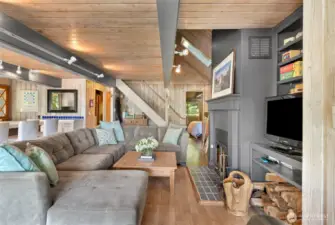 Living room with fireplace