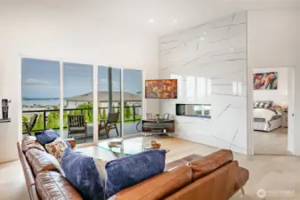 Vaulted ceilings and sweeping views