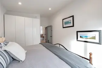 Main level guest bedroom