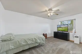 Primary bedroom is 14' x 16'