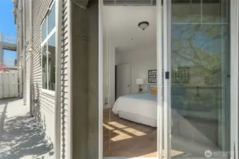 Primary deck entrance
