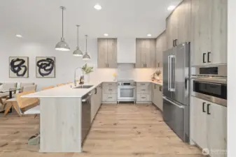 Eat-In Chief kitchen with Bosch appliances