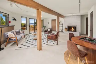 Such a fantastic flex space. I think it would fit the definition of a "great" room.