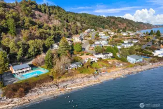 The Gold Beach community clubhouse features a pool, banquet room, bathrooms, pickleball court, and access to the beach!