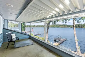 Vie of lake from upper deck.