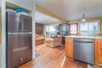 Newer Black Stainless Appliances