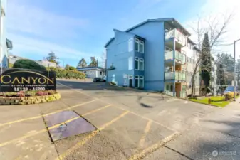 Entrance to Canyon Estates Courtyard