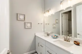 Full Bedroom - double sinks