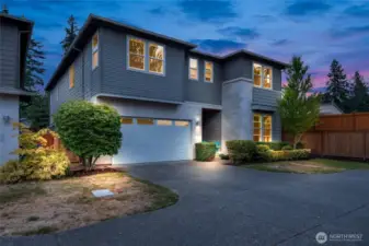 Experience the best of Bothell in this Filbert Glen stunner tucked away on a tree-lined culdesac.